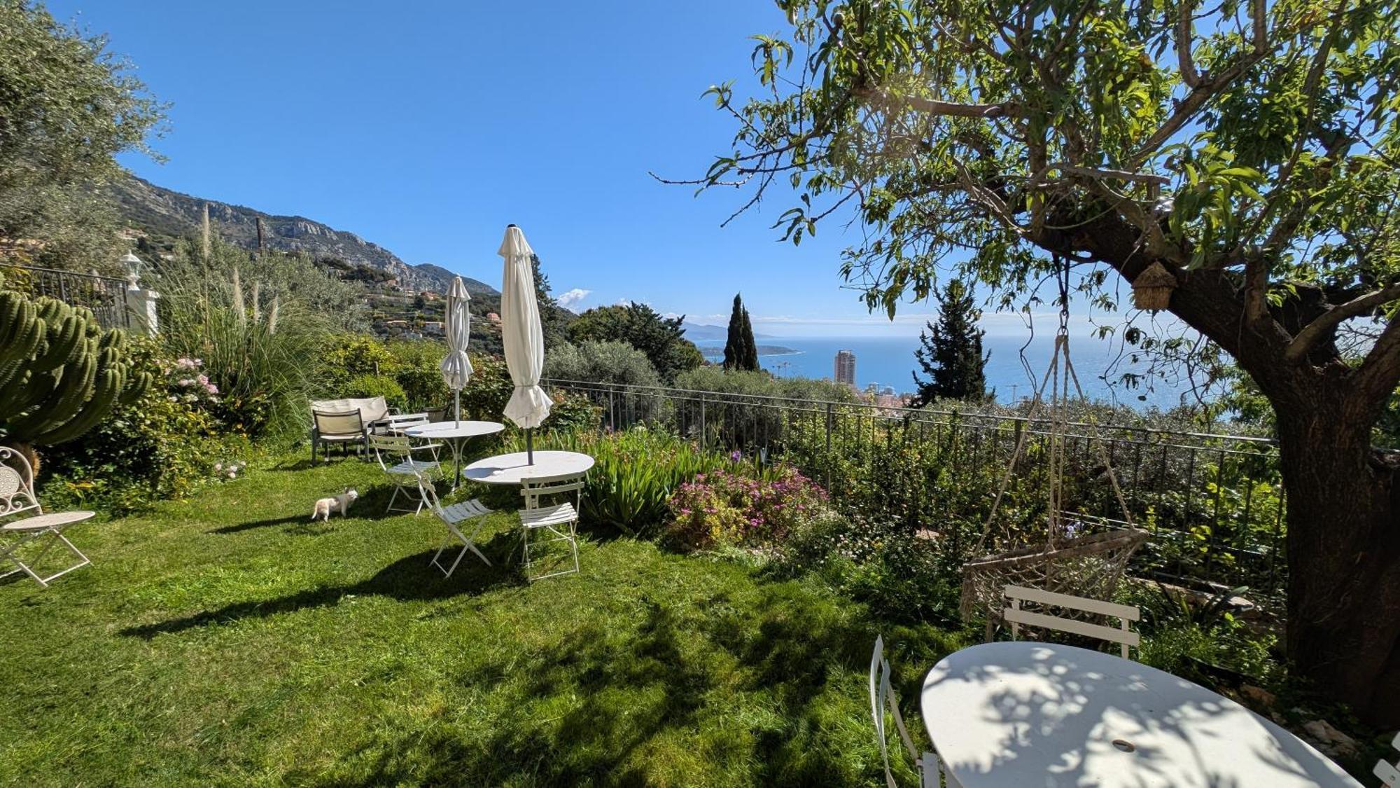 D'angeline - Vue Jardin Commun Parking Voiture Obligatoire 10min Voiture Monaco Route Etroite Pente Raide Croisement Limite Photos - Sea View Shared Garden Parking Car Mandatory 10min Car Monaco Narrow Steep Road Limited Passing P * Beausoleil