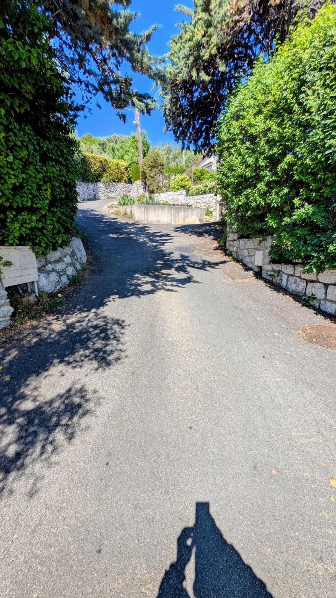 D'angeline - Vue Jardin Commun Parking Voiture Obligatoire 10min Voiture Monaco Route Etroite Pente Raide Croisement Limite Photos - Sea View Shared Garden Parking Car Mandatory 10min Car Monaco Narrow Steep Road Limited Passing P * Beausoleil
